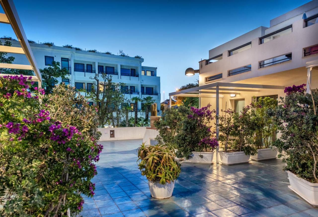 Acacia Marina Marina di Ragusa Exterior foto