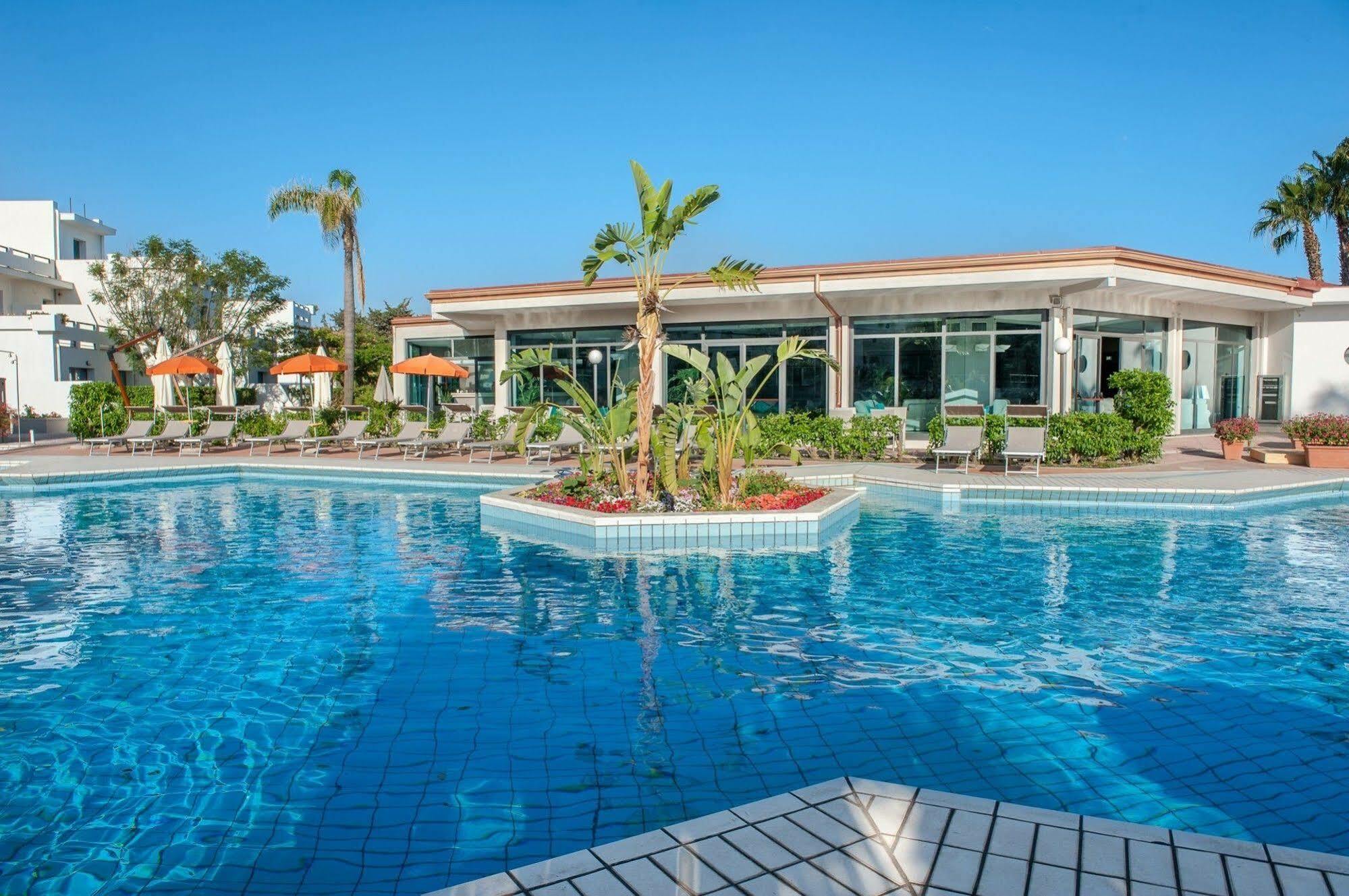 Acacia Marina Marina di Ragusa Exterior foto