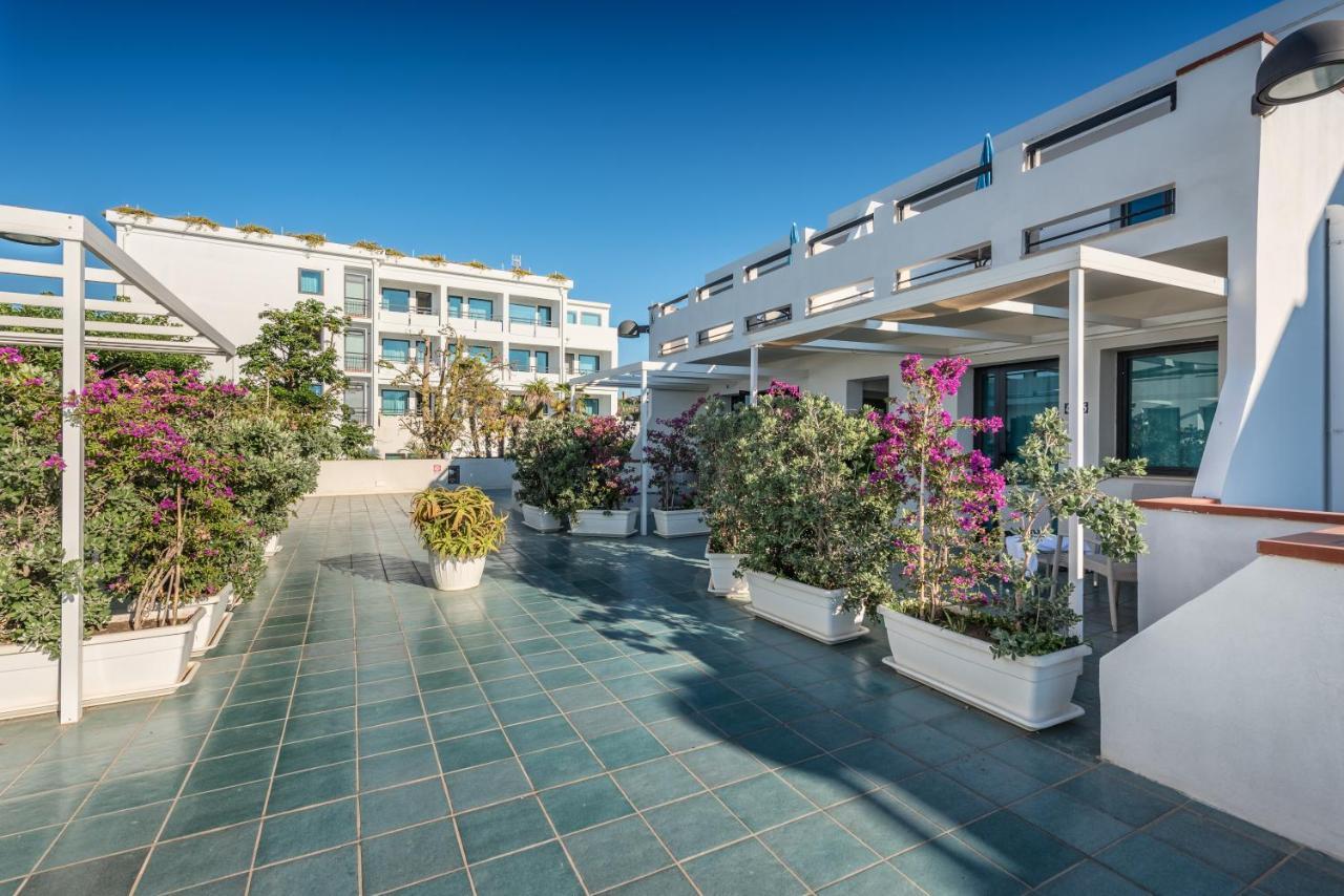 Acacia Marina Marina di Ragusa Exterior foto